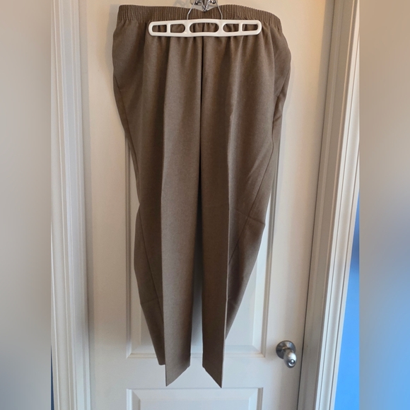 Allison Daley Pants - Woman's Casual Elastic-Waist Plus Size Pants in Taupe